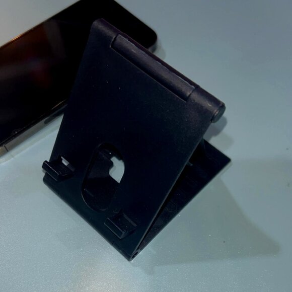Brand New Black Cell Phone Stand - Works Great! - Picture 3 of 6
